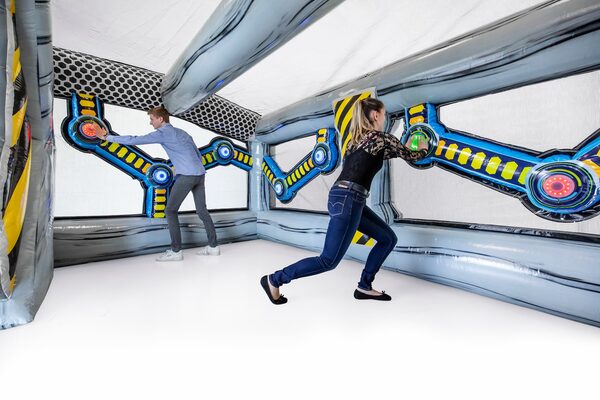 IPS of Interactive PlaySystems; Interactieve Opblaasbare Spellen Kopen voor al je inflatables. Exclusief bij JB Inflatables