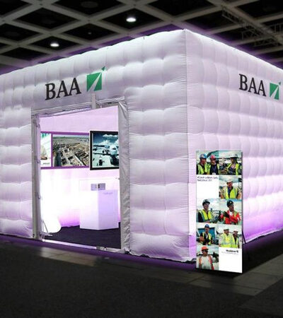 Opblaasbare beursstand  test