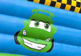 Achetez des château gonflable standard avec un objet 3D d'une voiture sur le dessus pour les enfants. Commandez des châteaux gonflables en ligne chez JB Gonflables France