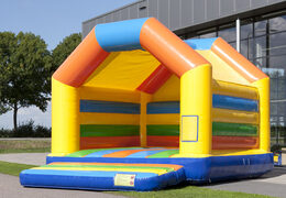 Achetez un château gonflable standard super couvert pour les enfants. Commandez des châteaux gonflables en ligne chez JB Gonflables France