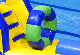 Commandez un long toboggan gonflable avec des objets amusants pour petits et grands. Achetez des jeux de piscine gonflables maintenant en ligne chez JB Gonflables France