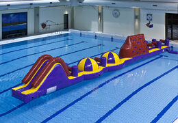 Spectaculaire parcours d'obstacles XL gonflable de 17 mètres de long avec divers objets passionnants pour les enfants. Commandez des attractions aquatiques gonflables maintenant en ligne chez JB Gonflables France