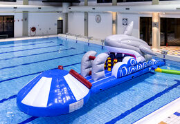 Commandez un toboggan gonflable sur le thème des requins pour petits et grands. Achetez des attractions aquatiques gonflables en ligne maintenant chez JB Gonflables France