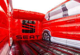 Commandez en ligne SEAT personnalisé - châteaux gonflables sur mesure de voiture en rouge chez JB Gonflables France; spécialiste des objets publicitaires gonflables tels que les châteaux gonflables personnalisés