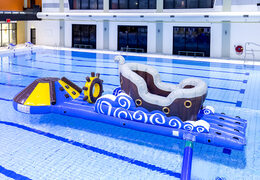 Achetez un toboggan gonflable hermétique sur le thème des pirates pour petits et grands. Commandez des attractions aquatiques gonflables maintenant en ligne chez JB Gonflables France