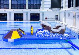 Procurez-vous un toboggan gonflable hermétique sur le thème des pirates pour petits et grands. Commandez des jeux de piscine gonflables maintenant en ligne chez JB Gonflables France