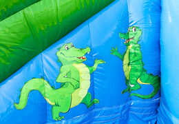 Achetez un château gonflable crocodile splashy avec baignoire chez JB Gonflables France. Commandez des châteaux gonflables en ligne chez JB Gonflables France