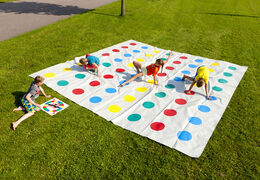 Achetez des tapis twister pour petits et grands. Commandez des articles gonflables en ligne chez JB Gonflables France