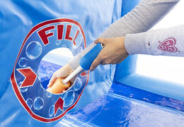 Procurez-vous des IPS Water Wars gonflables avec des canons à eau pour petits et grands. Achetez des attractions aquatiques gonflables en ligne maintenant chez JB Gonflables France