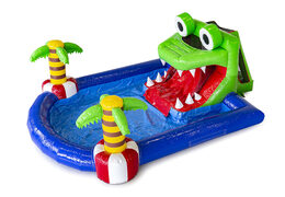 Achetez grand château gonflable avec toboggan aquatique et piscine dans le mini parc thème crocodile pour les enfants. Commandez des châteaux gonflables en ligne chez JB Gonflables France