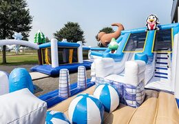 Aire de jeux gonflable Frozen avec toboggans et obstacles amusants avec des imprimés pour les enfants. Achetez des parc gonflable en ligne chez JB Gonflables France