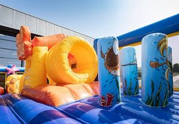 Achetez le aire de jeux gonflable Bounce World seaworld avec des toboggans et toutes sortes d'obstacles avec des imprimés seaworld pour les enfants. Commandez des structure gonflable en ligne chez JB Gonflables France