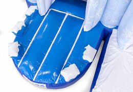 Château gonflable géant sur le thème de la glace avec toboggan et objets 3D pour les enfants. Achetez des super châteaux gonflables en ligne chez JB Gonflables France