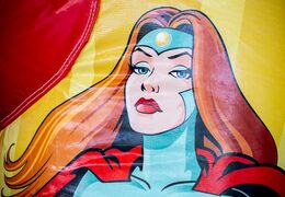 Achetez un super châteaux gonflables sur le thème des super-héros slidebox avec un toboggan pour les enfants. Achetez des château gonflable géant en ligne chez JB Gonflables France