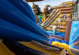 Opblaasbaar mega springkussen in sea life thema met 3D objecten kopen voor kinderen