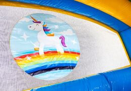 Château gonflable licorne toboggan multijoueur pour enfants chez JB Gonflables France. Commandez des châteaux gonflables en ligne chez JB Gonflables France