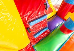 Commandez un mini château gonflable en thème Lego avec toboggan pour enfants. Achetez des mini multiplay en ligne chez JB Gonflables France