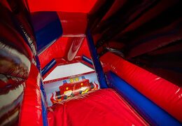 Château gonflable toboggan combo sur le thème des pompiers à vendre chez JB Gonflables France. Château gonflables avec toboggan pour enfants disponibles à l'achat dans les couleurs rouge et bleu