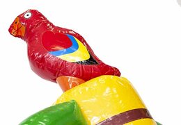 Achetez un parcours d'obstacles gonflable de 9 mètres sur le thème de la jungle pour les enfants. Commandez des parcours d'obstacles gonflables maintenant en ligne chez JB Gonflables France