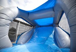 Achetez un parcours d'obstacles gonflable de 8 mètres sur le thème des requins pour les enfants. Commandez des parcours d'obstacles gonflables maintenant en ligne chez JB Gonflables France