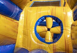 Commandez un parcours d'obstacles modulaire en marbre de 13,5 mètres de long avec des objets 3D appropriés pour les enfants. Achetez des parcours d'obstacles gonflables en ligne maintenant chez JB Gonflables France