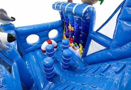 Achetez un parcours d'obstacles gonflable de 9 mètres avec des objets 3D sur le thème du monde marin pour les enfants. Commandez des parcours d'obstacles gonflables maintenant en ligne chez JB Gonflables France