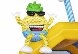 Château gonflable gonflable avec de nombreuses couleurs sur le thème de la fête d'été à vendre pour les enfants