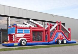Achetez un parcours d'obstacles gonflable de 17 mètres de large sur le thème des pompiers avec 7 éléments de jeu et des objets colorés pour les enfants. Commandez des parcours d'obstacles gonflables maintenant en ligne chez JB Gonflables France
