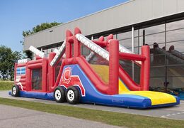 Commandez un parcours d'obstacles unique de 17 mètres de large sur le thème des pompiers avec 7 éléments de jeu et des objets colorés pour les enfants. Achetez des parcours d'obstacles gonflables en ligne maintenant chez JB Gonflables France