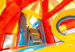 Acheter grand transat gonflable multiplay avec toboggan rouge sur le thème des montagnes russes