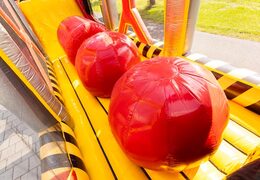 Parcours du combattant sur le thème de la méga tension en vente chez JB Inflatables