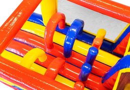 Parcours d'obstacles gonflable standard de 13 mètres de long pour les enfants. Achetez des parcours d'obstacles gonflables maintenant en ligne chez JB Gonflables France