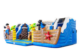 Côté du pirate Slideworld avec des créatures marines et un perroquet