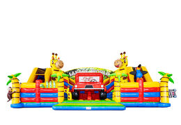 Slideworld en thème safari avec palmiers girafe