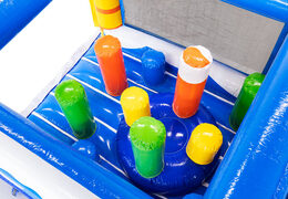 Piliers dans le parcours d'obstacles modulaire surf chez JB