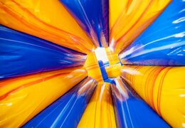 Tunnel à ramper dans le parcours d'obstacles modulaire Marble en vente chez JB