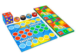 Ensemble de jeu coloré à l'arrière du Softplay sur le thème Comic