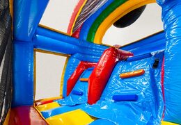 Mur d'escalade de Multiplay dubbelslide sur le thème BD bleu jaune rouge