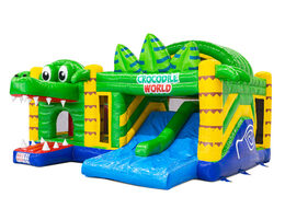 Château gonflable Multiplay Doubleslide avec deux toboggans sur le thème du crocodile