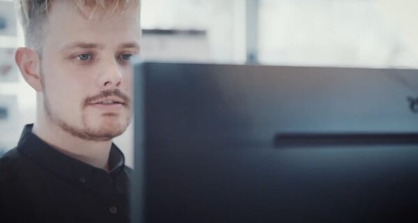 JB Promotions van JB Inflatables; De maatwerk specialist voor opblaasbare reclame artikelen en promotiematerialen op maat gemaakt in eigen huisstijl