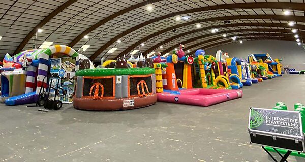 Open dagen JB Inflatable in Wieze Beurs hal belgie