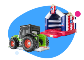 Photo d'un château gonflable et d'un tracteur