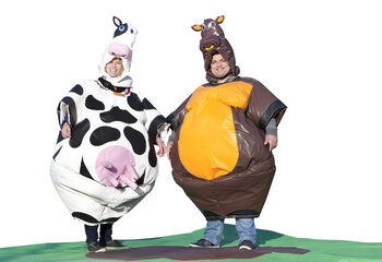 Commandez des costumes de sumo gonflables sur le thème Cow & Bull pour petits et grands. Achetez des combinaisons de sumo gonflables en ligne chez JB Gonflables France