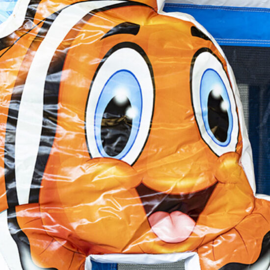 Klein springkussens worden steeds populairder - Mini Seaworld met glijbaan