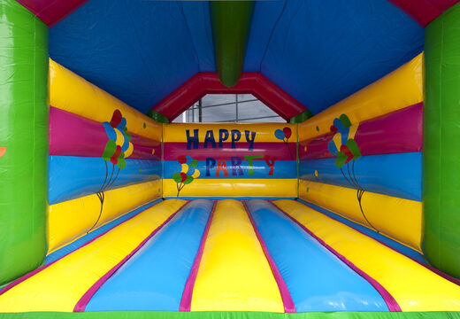 Achetez des château gonflable de fête standard aux couleurs vives avec un grand objet 3D sur le dessus pour les enfants. Commandez des châteaux gonflables en ligne chez JB Gonflables France