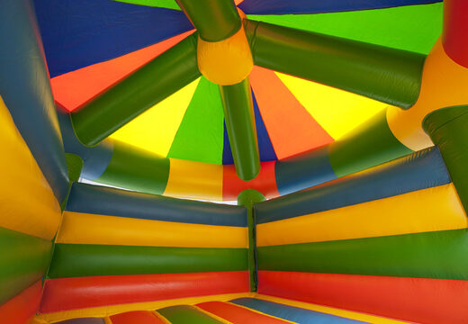 Achetez des château gonflable de carrousel dans le thème standard pour les enfants. Commandez des châteaux gonflables en ligne chez JB Gonflables France