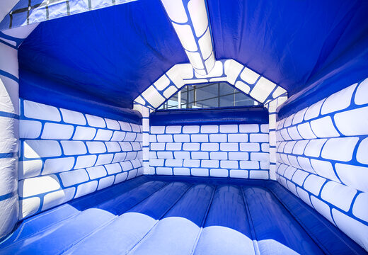 Achetez des château gonflable bleu standard avec un thème de chevalier pour les enfants. Achetez des châteaux gonflables en ligne chez JB Gonflables France