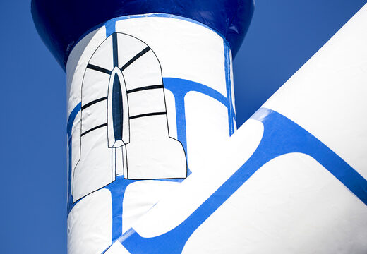 Achetez des château gonflable standard avec un thème de chevalier de couleur bleue pour les enfants. Commandez des châteaux gonflables en ligne chez JB Gonflables France