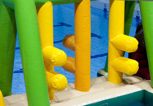 Commandez un parcours du combattant gonflable avec des crocodiles avec des objets amusants pour petits et grands. Achetez des parcours d'obstacles gonflables en ligne maintenant chez JB Gonflables France