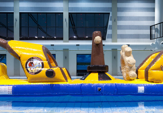 Achetez un parcours de course de bateau pirate gonflable avec des objets amusants pour petits et grands. Commandez des parcours d'obstacles gonflables en ligne maintenant chez JB Gonflables France
